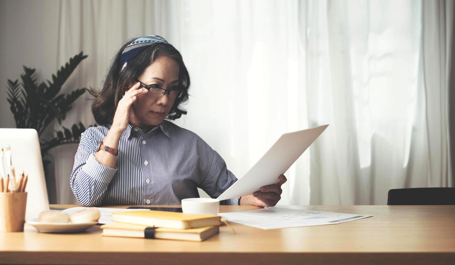 Espace de travail moderne pour la gestion financière
